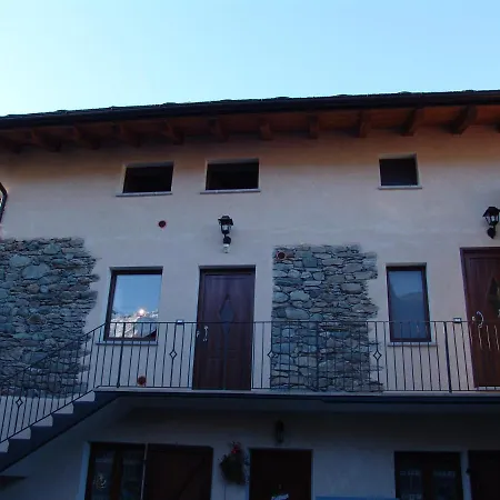 Amemi Apartment Issogne Exterior photo